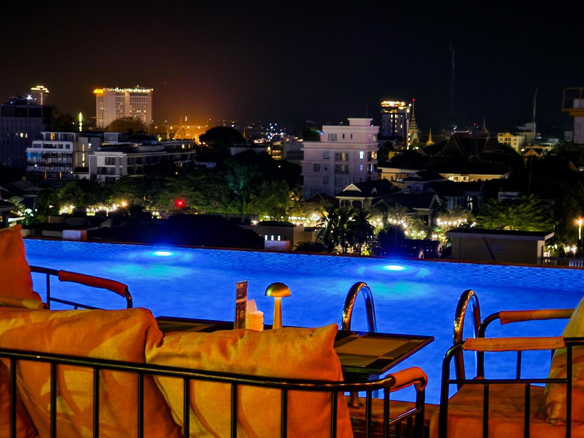 Phnom Penh 51 Hotel & Residences 외부 사진