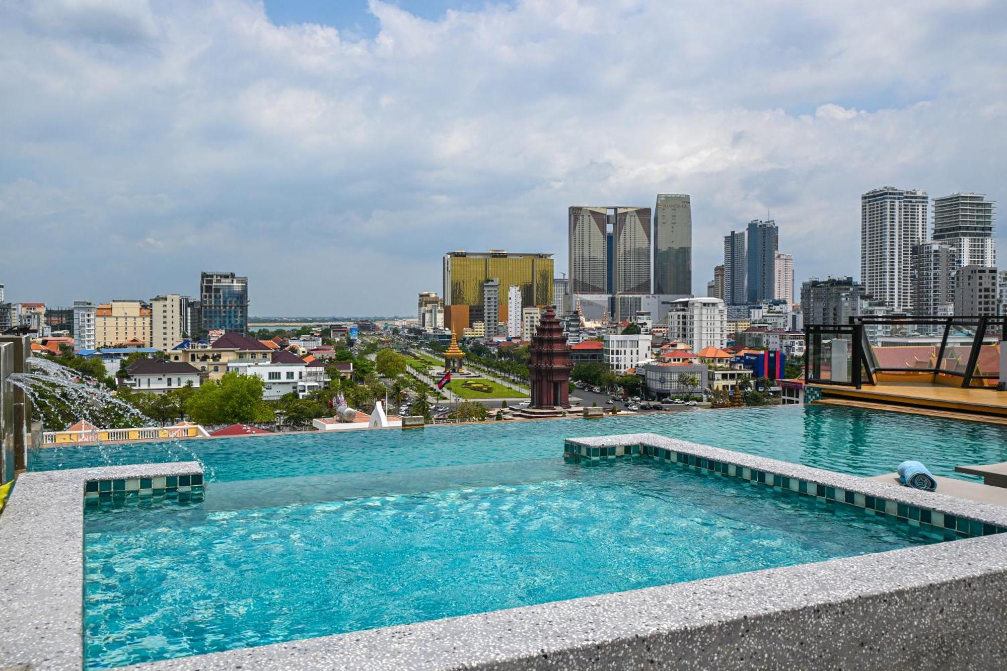 Phnom Penh 51 Hotel & Residences 외부 사진