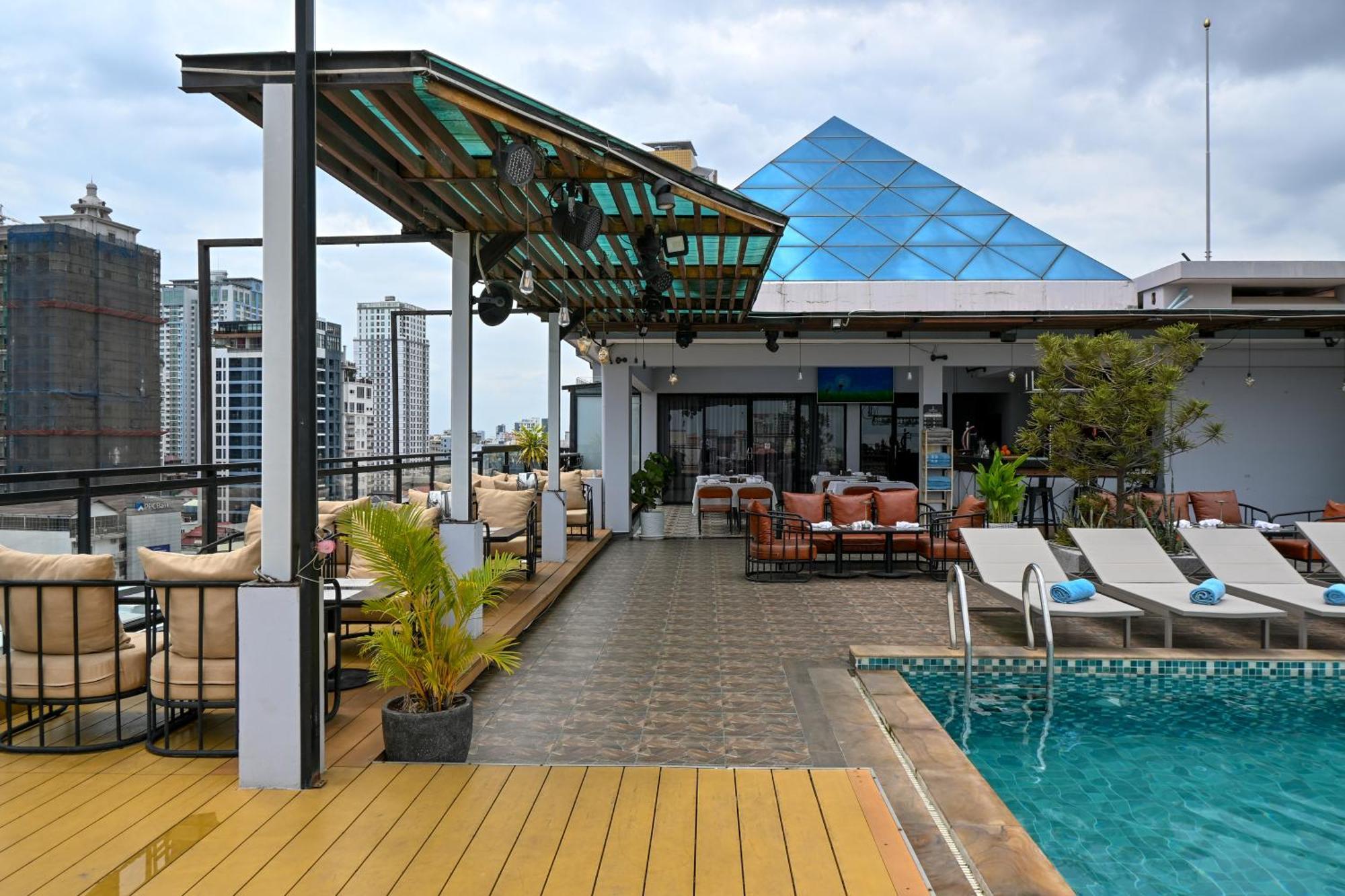 Phnom Penh 51 Hotel & Residences 외부 사진