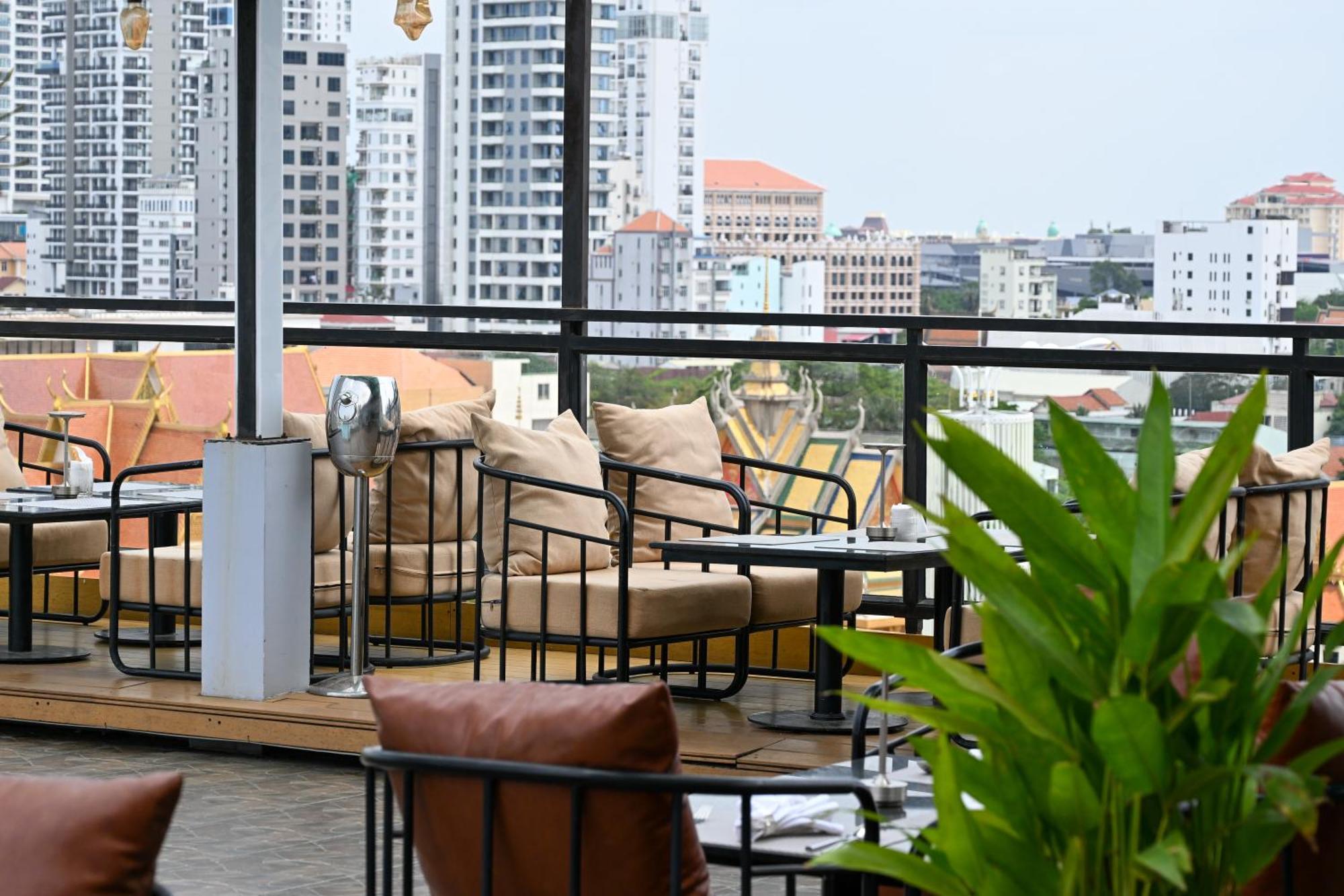 Phnom Penh 51 Hotel & Residences 외부 사진